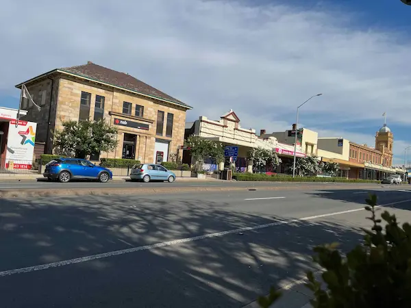 Muswellbrook (64)